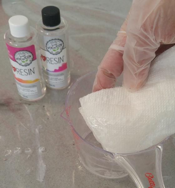 Resin cleanser
