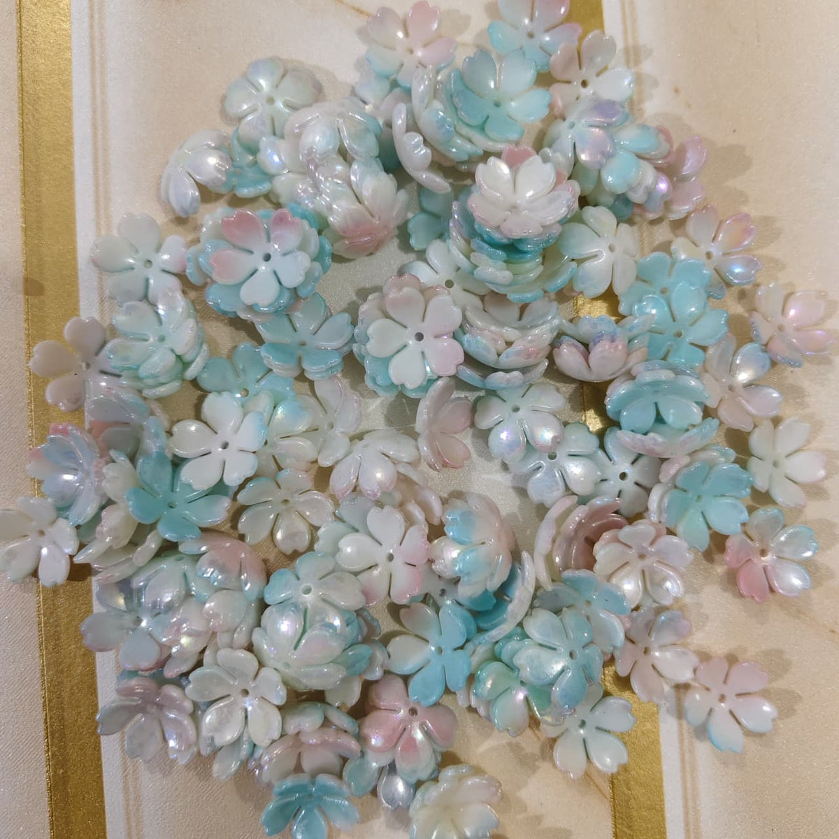 Pearl Petals Flower- Holographics