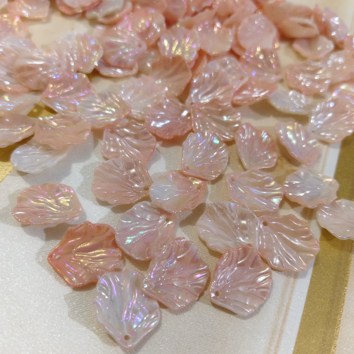 Leafe Petals-Peach Main image