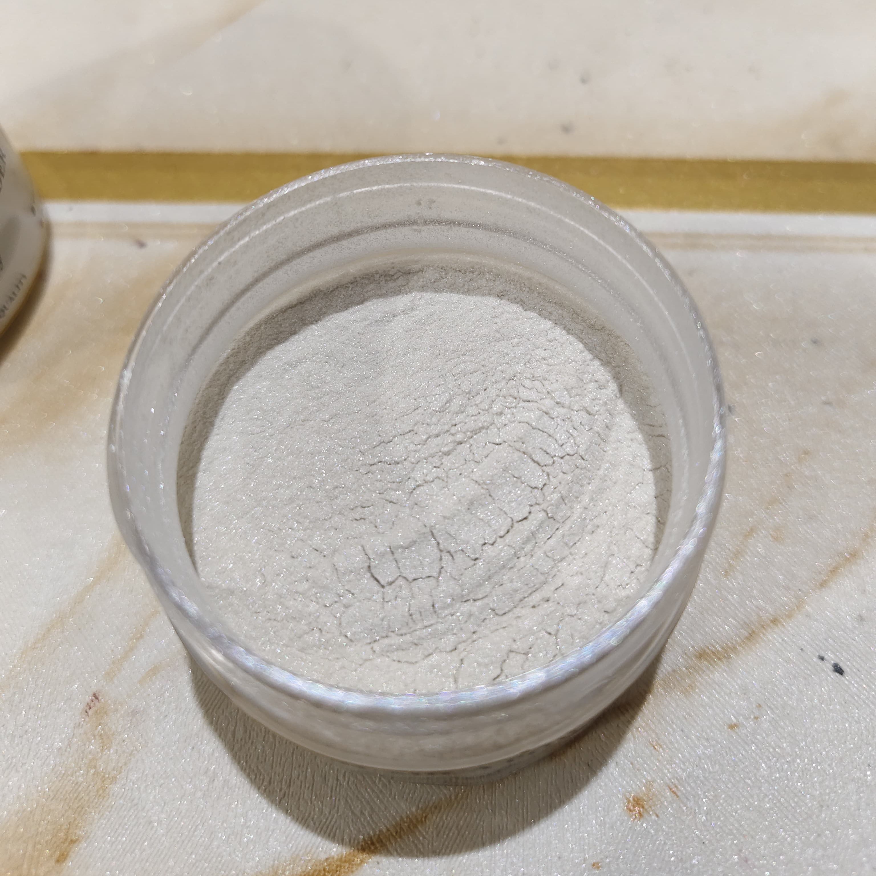 Mercury Pearl Mica Powder Secondary image